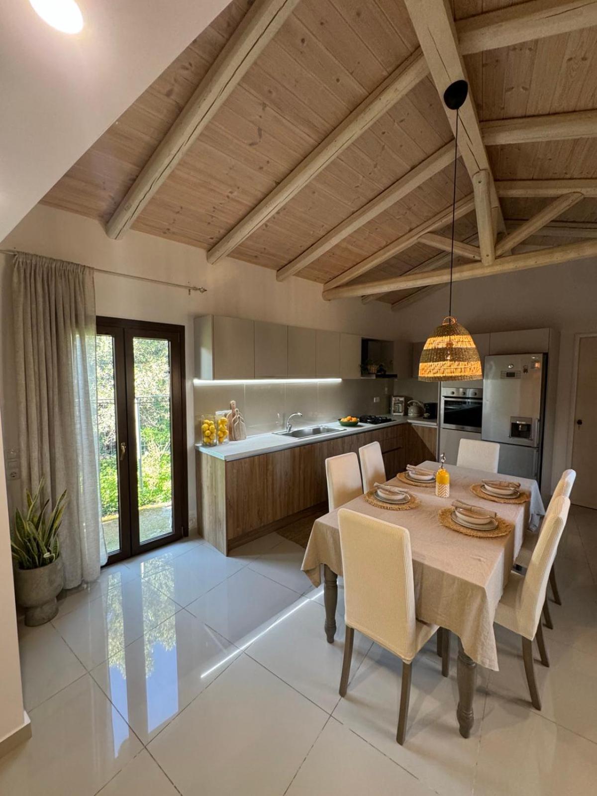 Villa Aspasia With Private Jacuzzi - Oasis Resort Κόκκινος Πύργος Εξωτερικό φωτογραφία