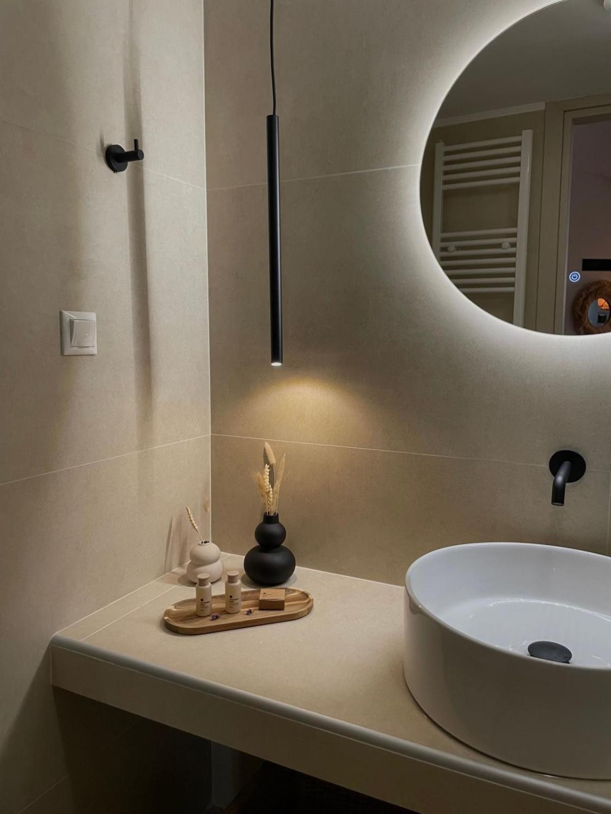 Villa Aspasia With Private Jacuzzi - Oasis Resort Κόκκινος Πύργος Εξωτερικό φωτογραφία