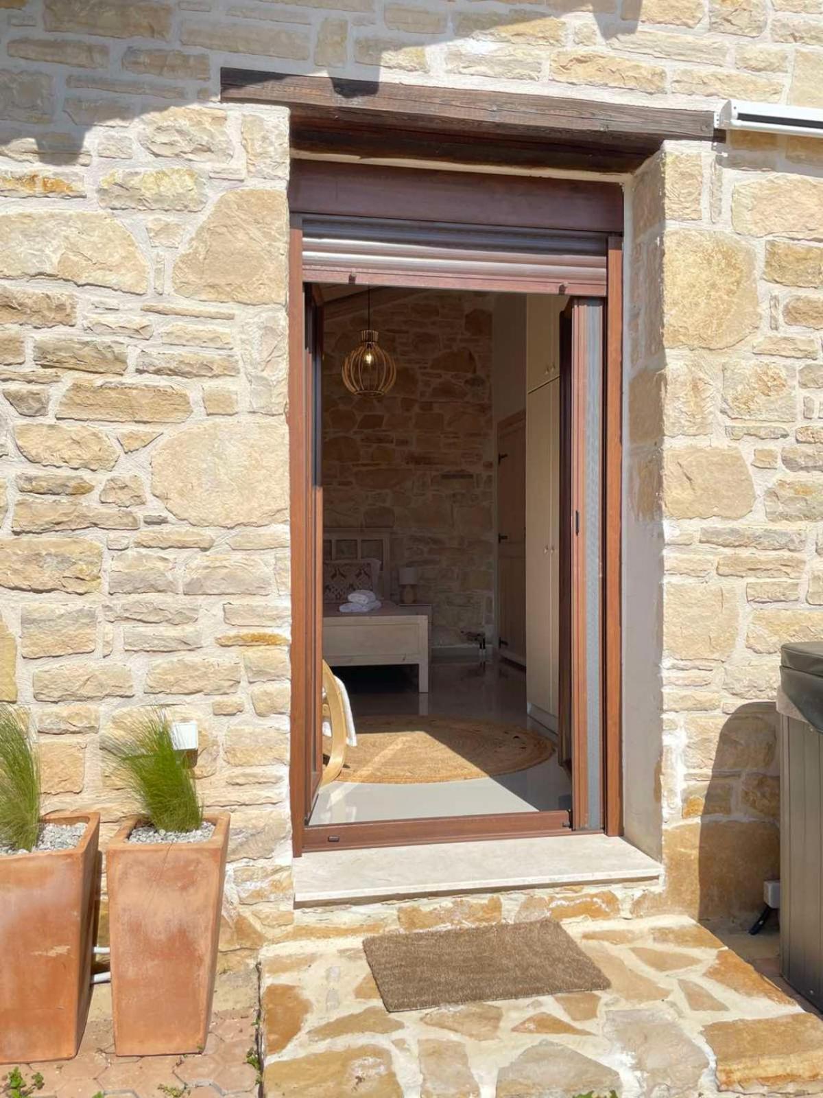 Villa Aspasia With Private Jacuzzi - Oasis Resort Κόκκινος Πύργος Εξωτερικό φωτογραφία