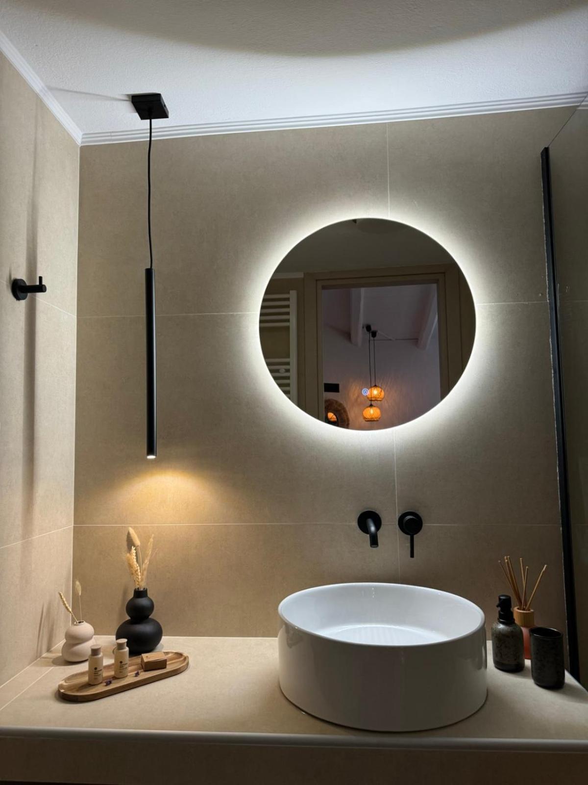 Villa Aspasia With Private Jacuzzi - Oasis Resort Κόκκινος Πύργος Εξωτερικό φωτογραφία