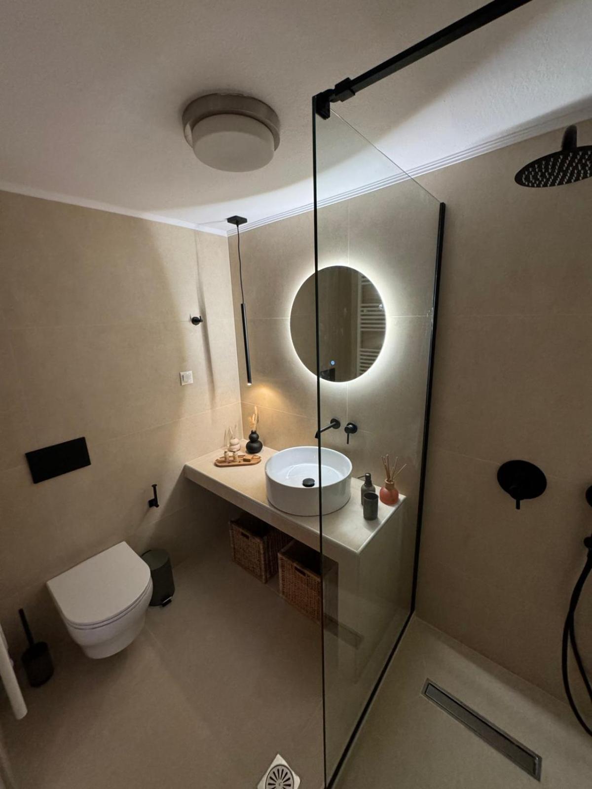 Villa Aspasia With Private Jacuzzi - Oasis Resort Κόκκινος Πύργος Εξωτερικό φωτογραφία